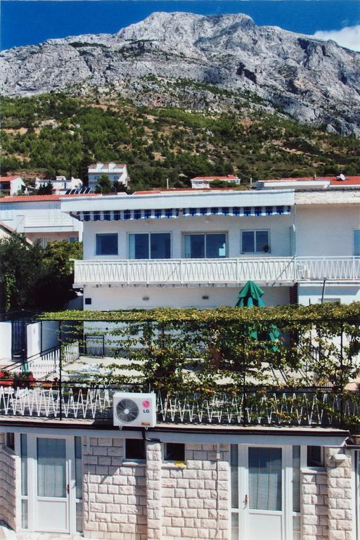 Apartments Corluka Baška Voda Екстериор снимка