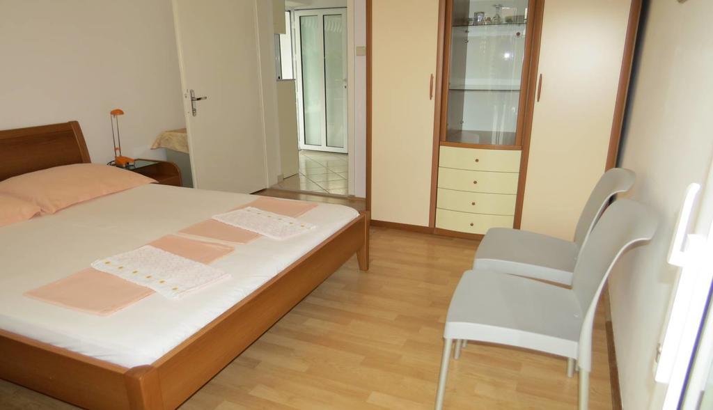 Apartments Corluka Baška Voda Екстериор снимка